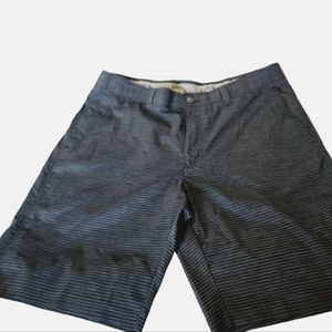 Mens Callaway Golf Shorts Size 36. Good Used Condition.